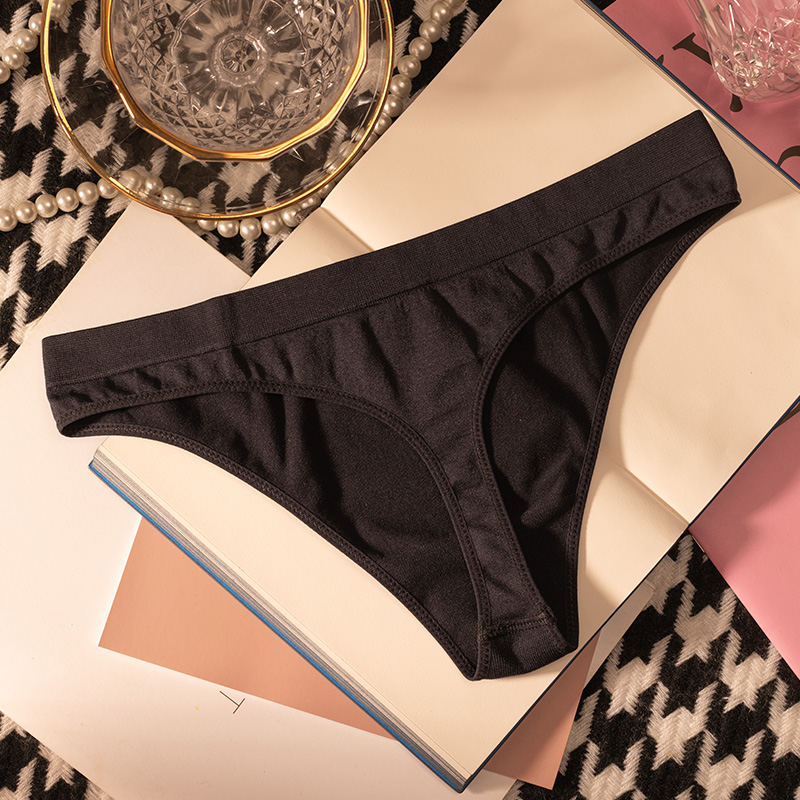 Culotte string sexy taille bas - Yoga & Fitness With Faye The Well Being Studio Abbots Langley Reviews avis et prix